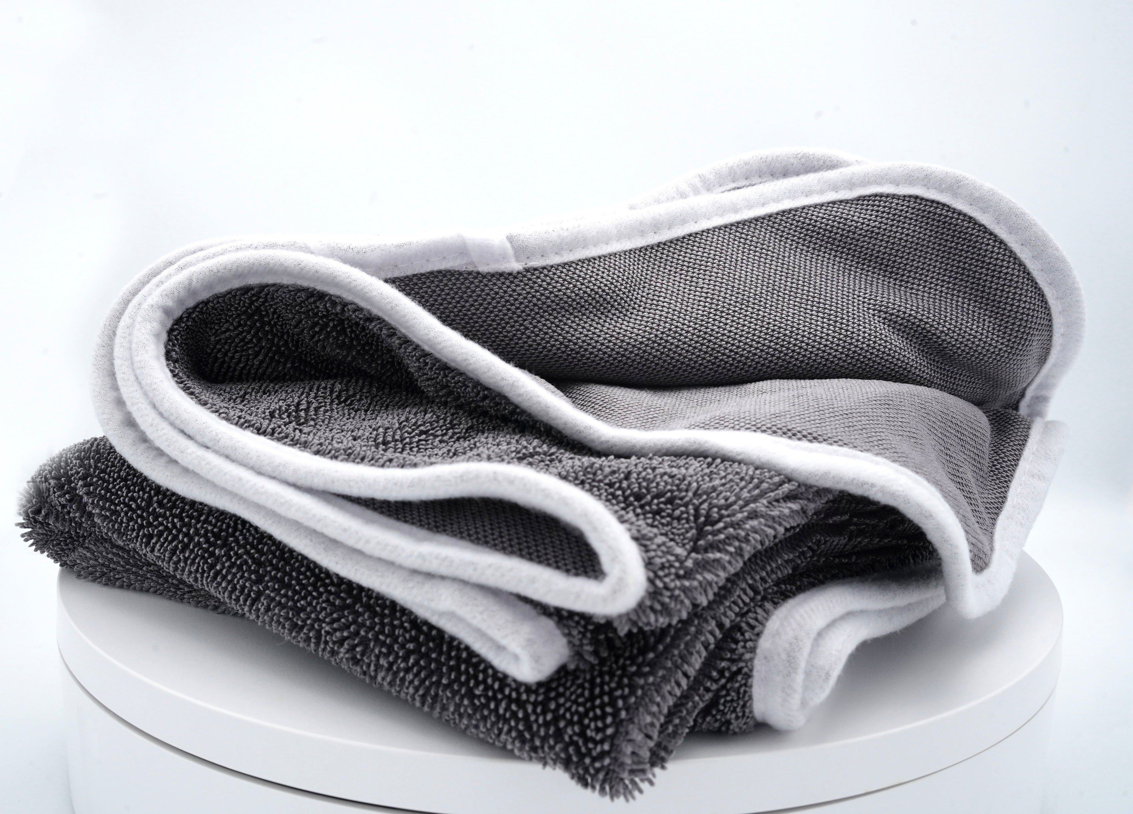 Water Magnet Towel